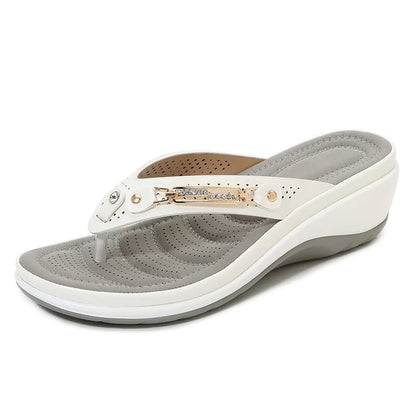 Women's Casual Buckle Flip-Flops