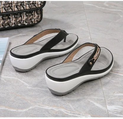 Women's Casual Buckle Flip-Flops